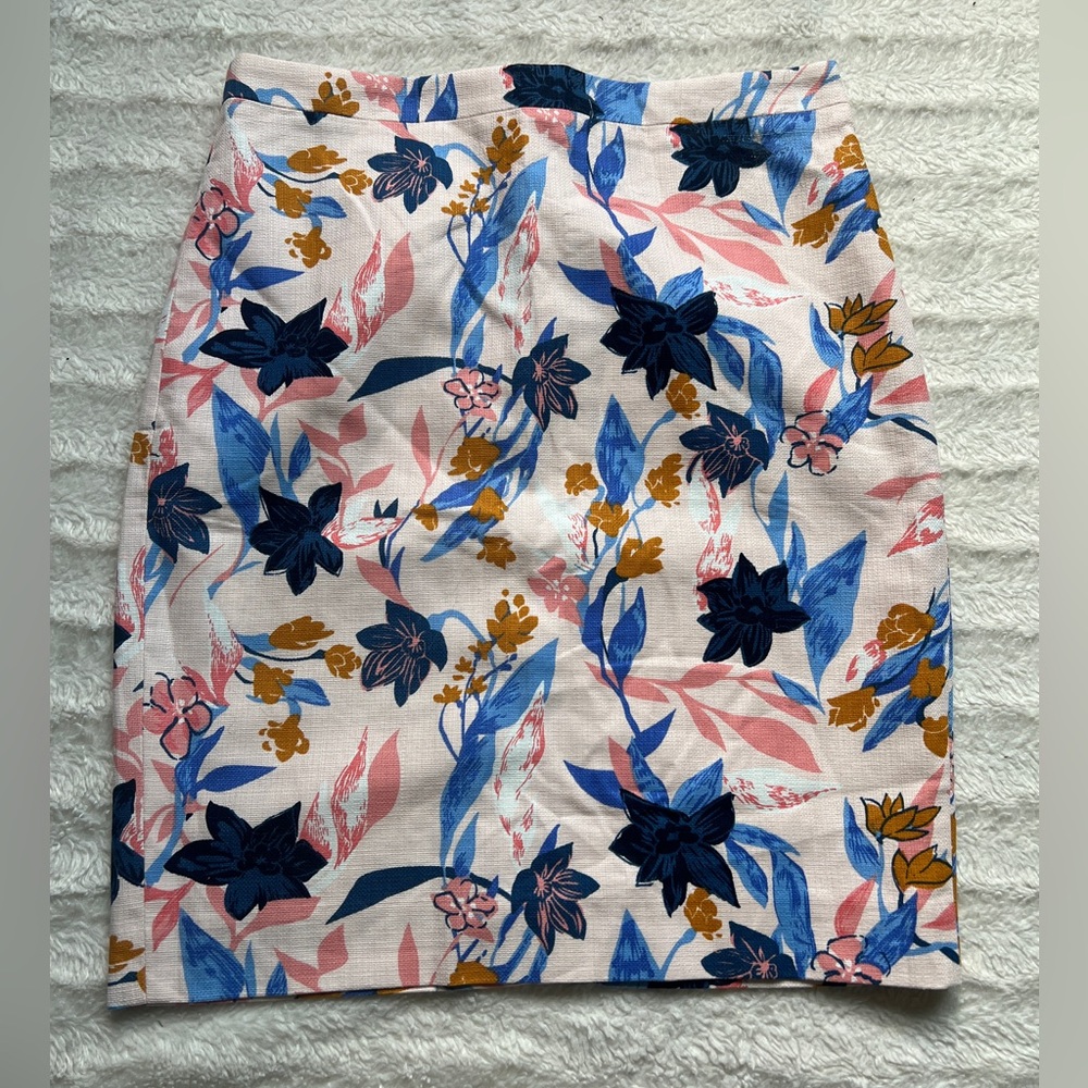 NWT J. Crew floral pencil skirt, size 8